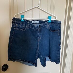 Torrid jean shorts size 22